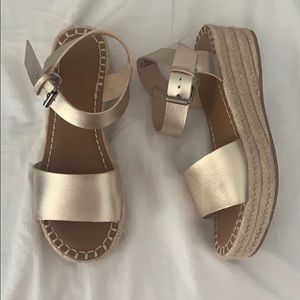 Women’s Rae Faux Leather Espadrille Platform Pumps